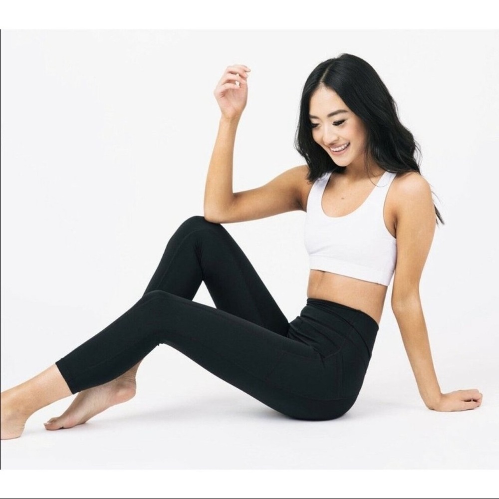 ZYIA Active Black Pocket Brilliant Hi-Rise Capri 20" NWT